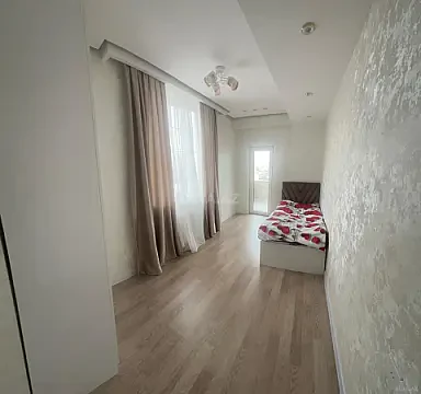 Kirayə verilir 3 otaqlı mənzil 80 m²