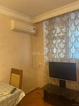 Kirayə verilir 2 otaqlı mənzil 50 m²