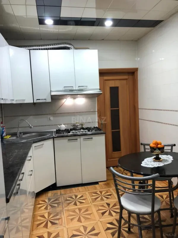 Kirayə verilir 3 otaqlı mənzil 70 m²
