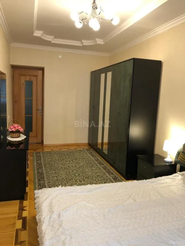 Kirayə verilir 3 otaqlı mənzil 70 m²