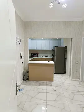 Kirayə verilir 2 otaqlı mənzil 80 m²