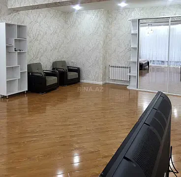 Kirayə verilir 1 otaqlı mənzil 80 m²