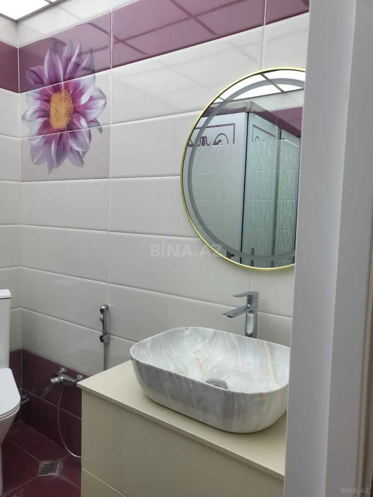 Kirayə verilir 1 otaqlı mənzil 80 m²
