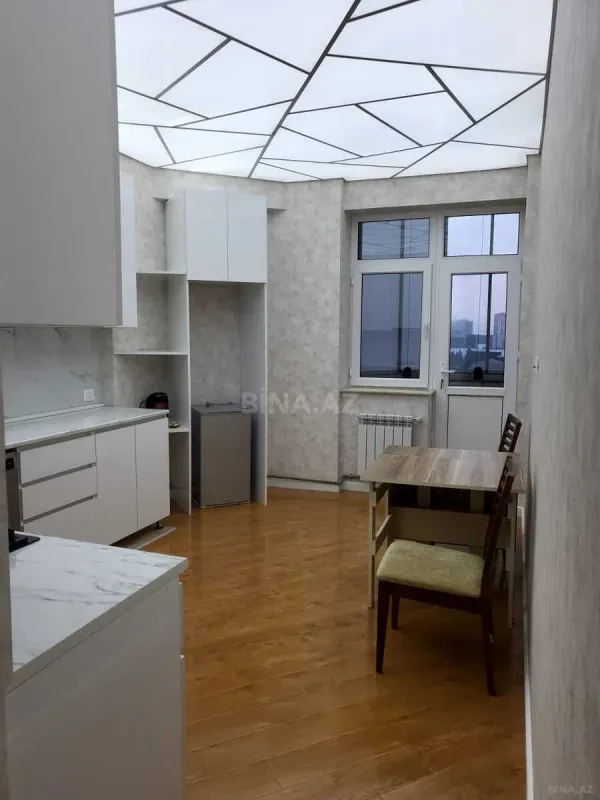 Kirayə verilir 1 otaqlı mənzil 80 m²