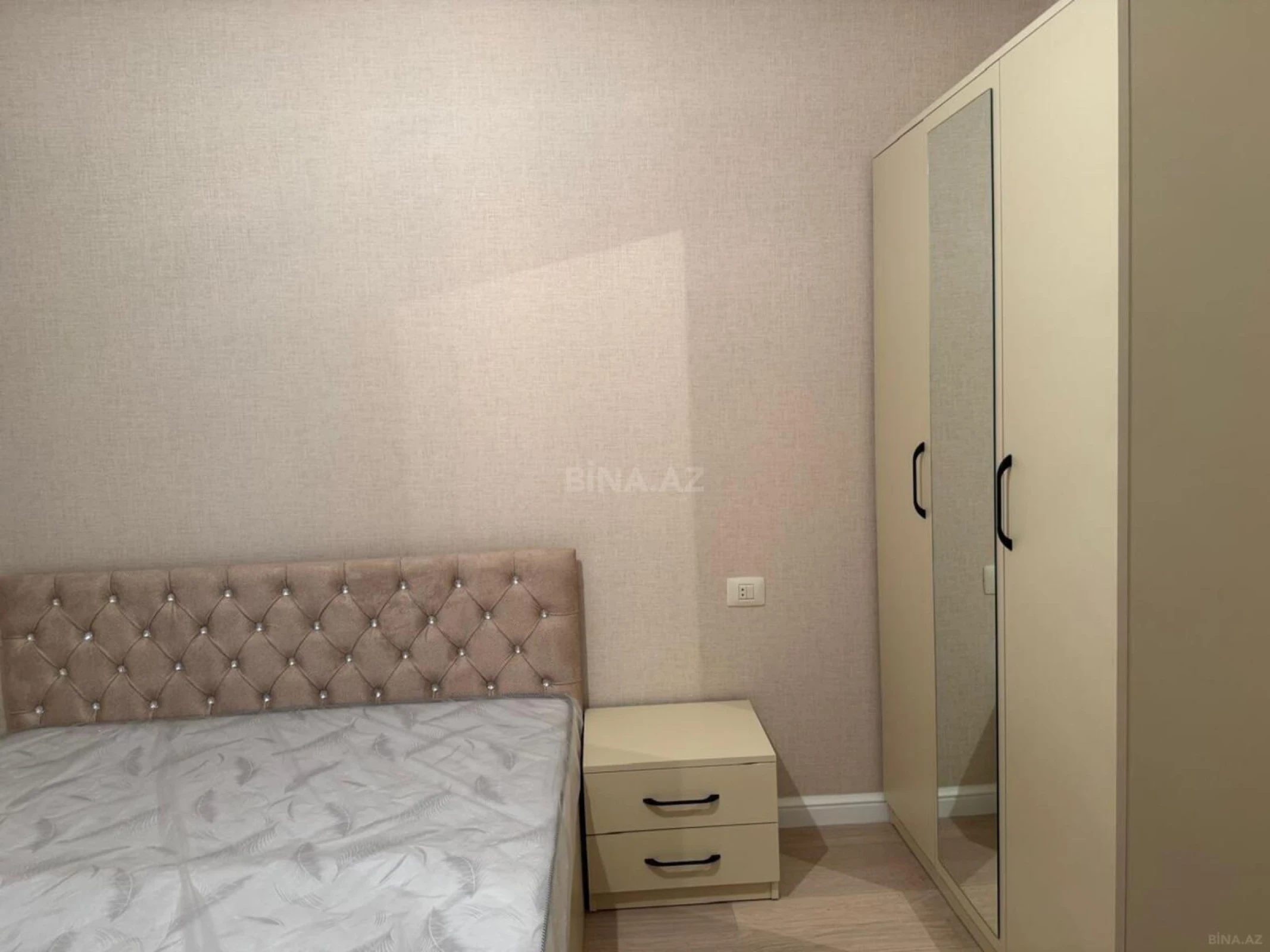 Kirayə verilir 2 otaqlı mənzil 50 m²