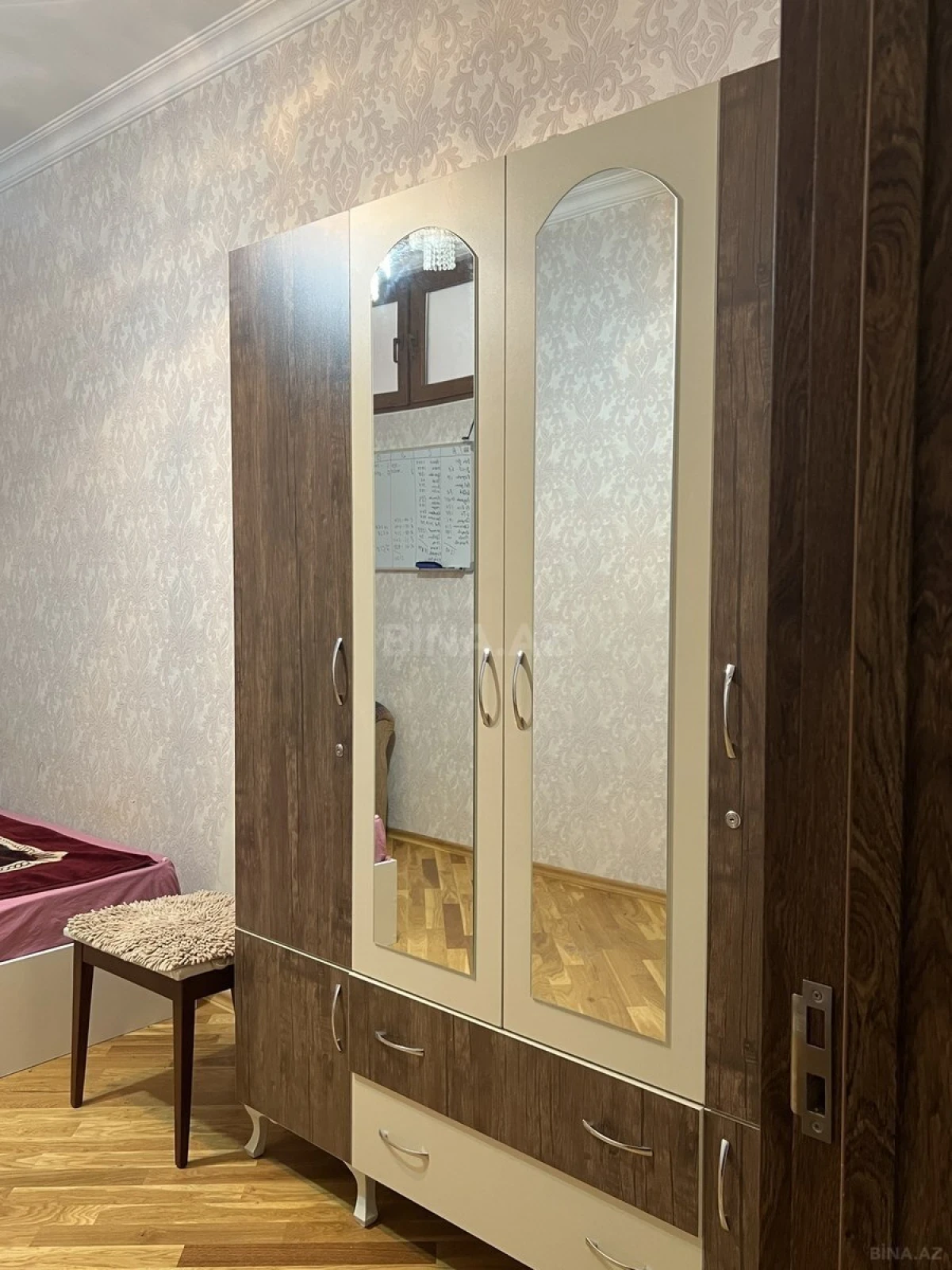 Kirayə verilir 2 otaqlı mənzil 70 m²