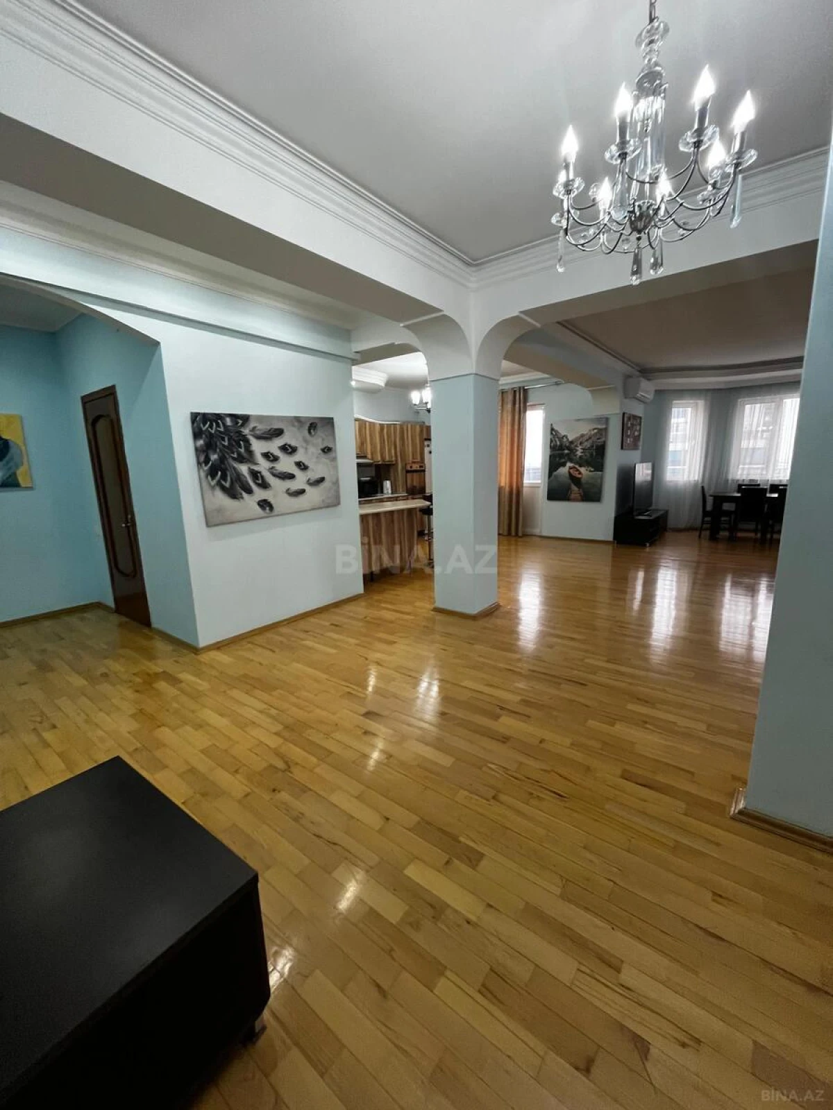 Kirayə verilir 4 otaqlı mənzil 160 m²