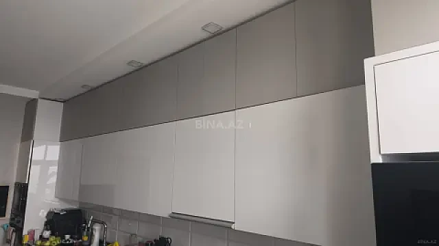 Satılır 4 otaqlı mənzil 147 m² — Bakı 4 otaq 147.00 m²