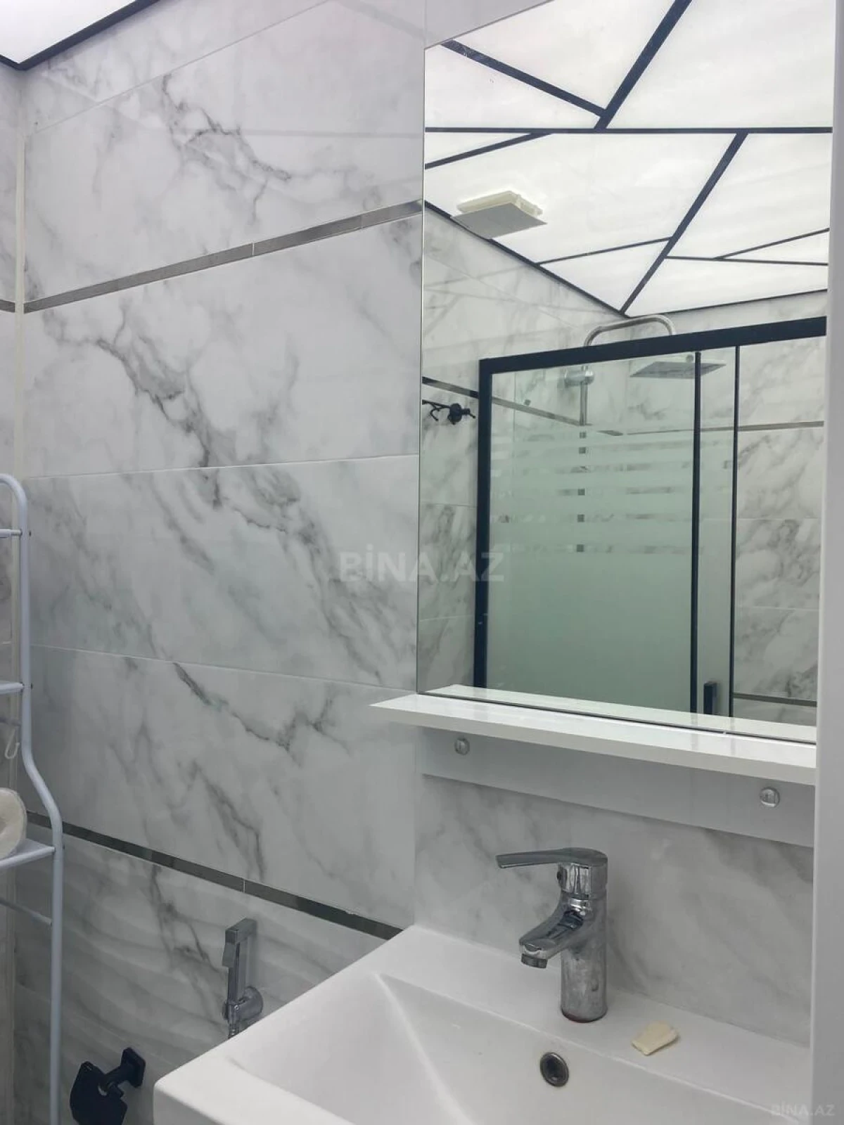 Satılır 2 otaqlı mənzil 55 m²