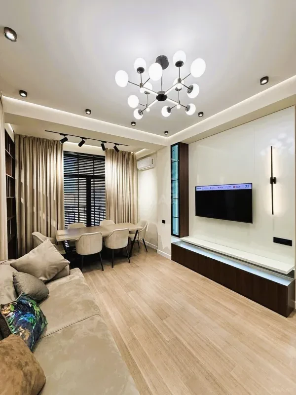 Satılır 2 otaqlı mənzil 55 m²