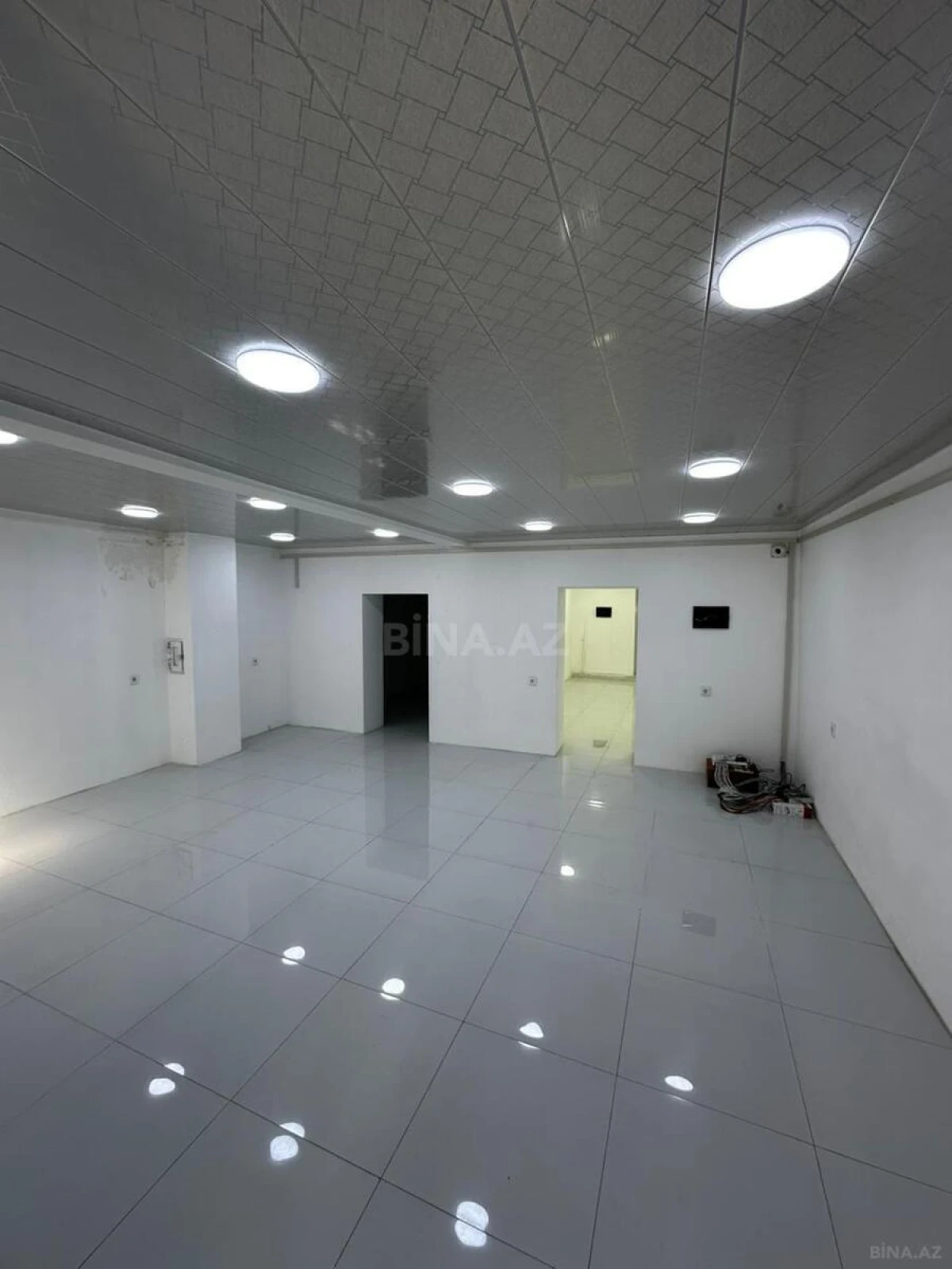 Kirayə verilir obyekt 135 m²