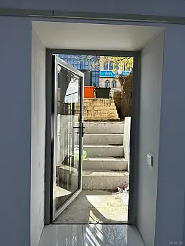 Kirayə verilir obyekt 135 m²