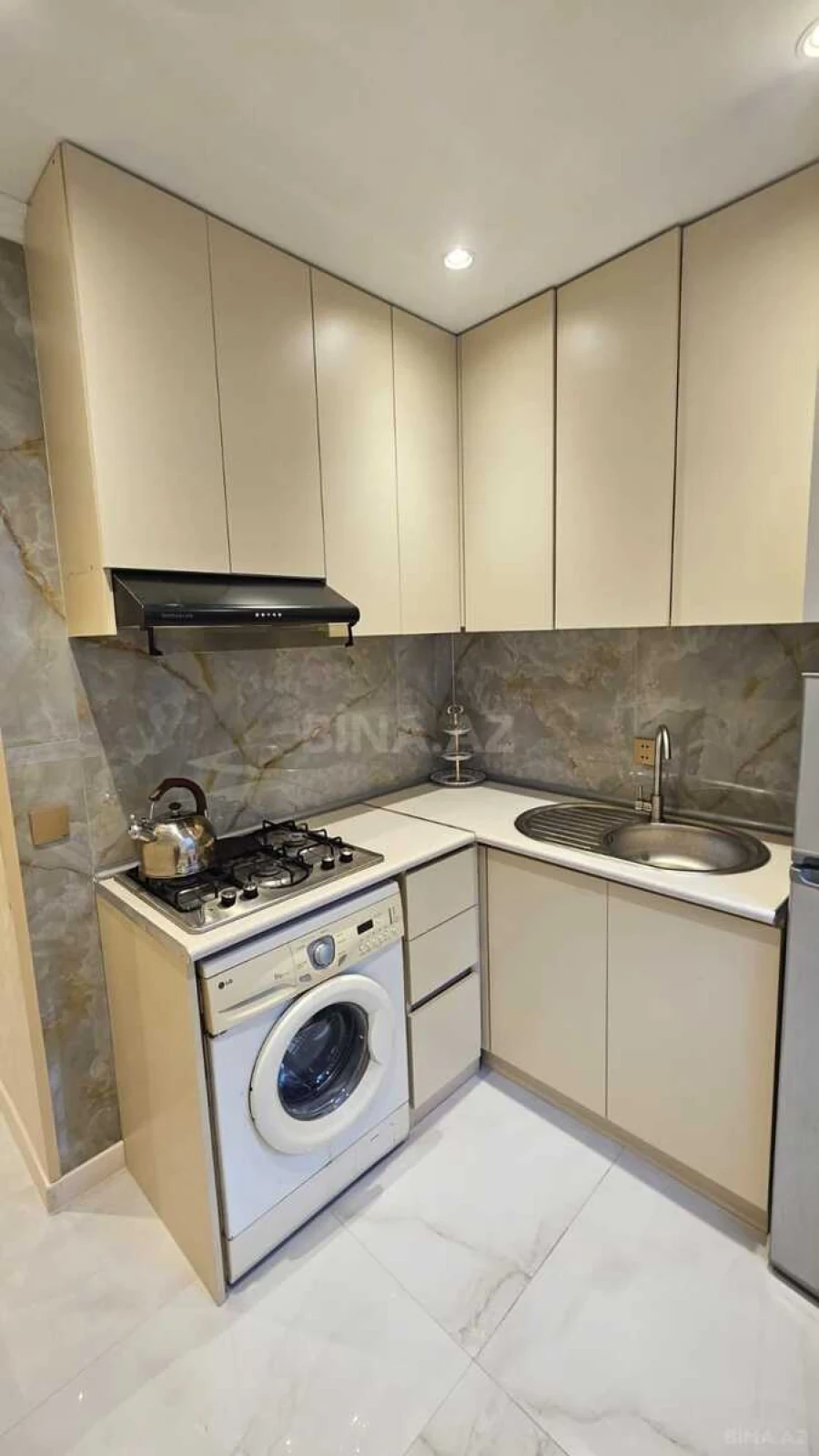 Satılır 2 otaqlı mənzil 55 m²