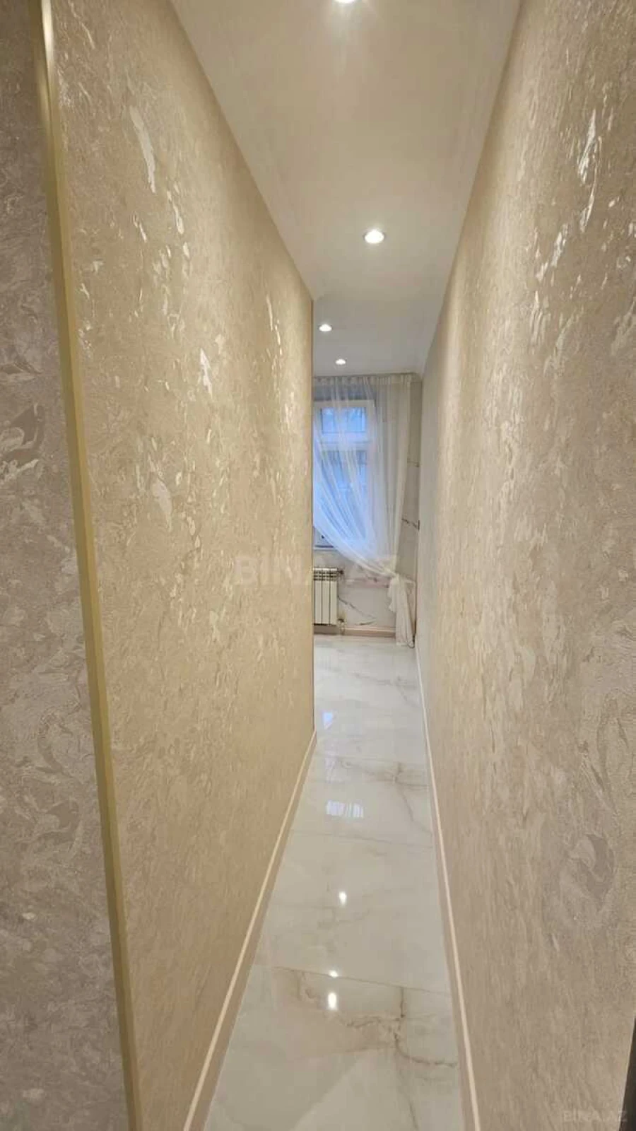 Satılır 2 otaqlı mənzil 55 m²
