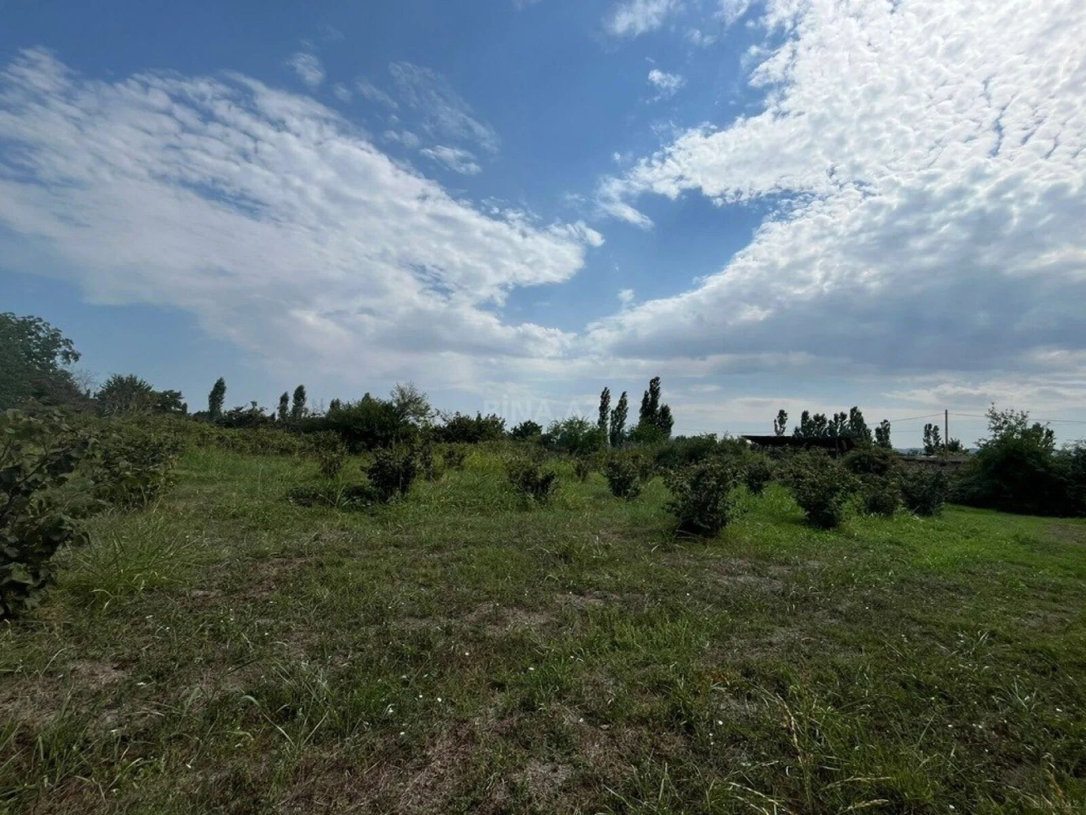 Satılır torpaq sahəsi 12 m²