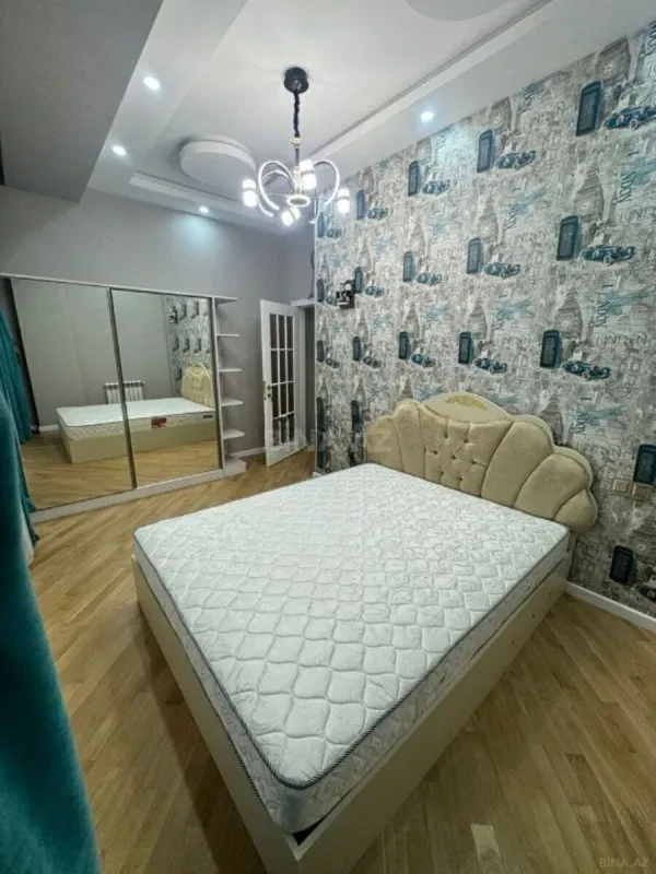 Kirayə verilir 3 otaqlı mənzil 115 m²