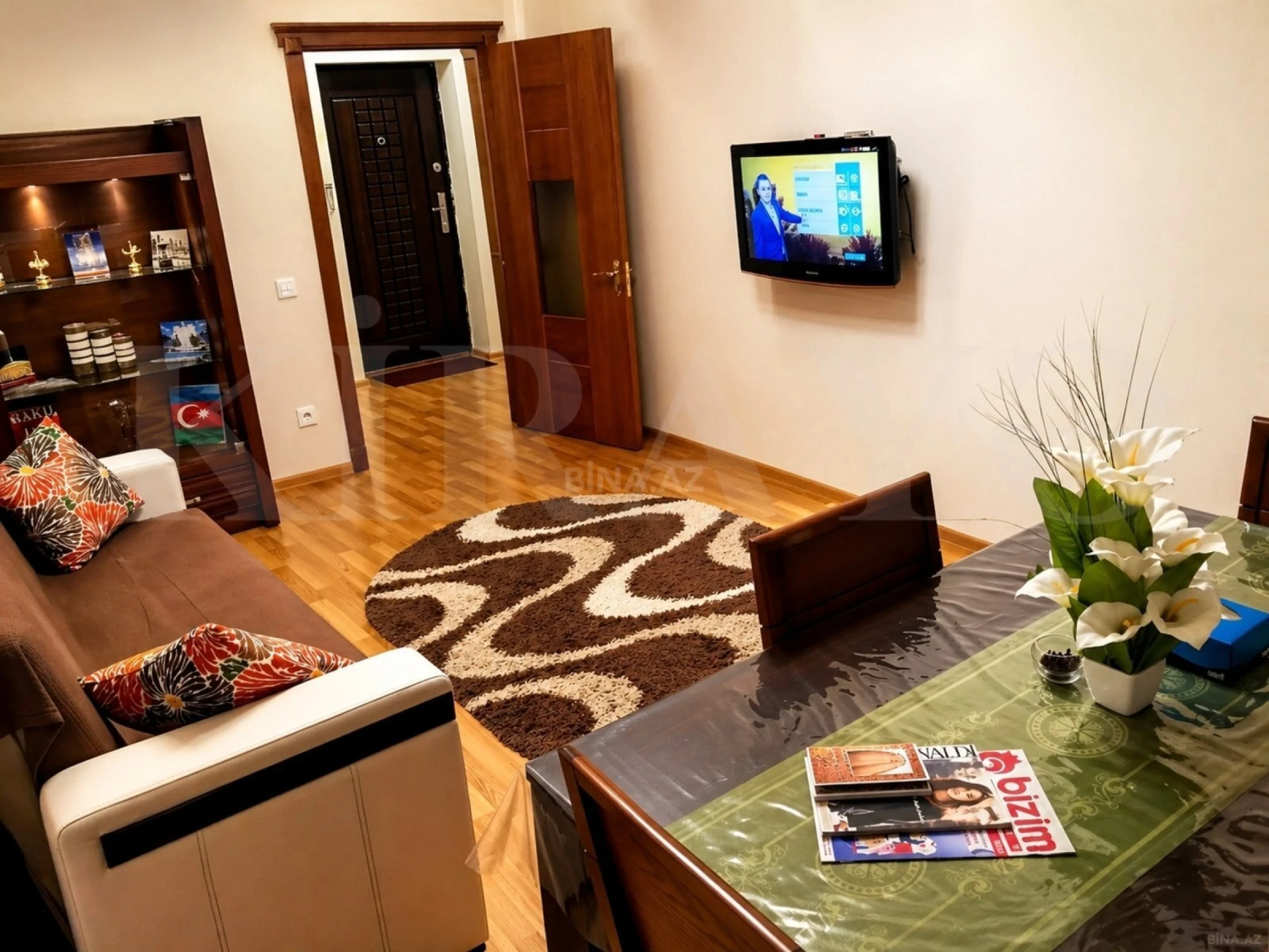 Kirayə verilir 2 otaqlı mənzil 60 m²