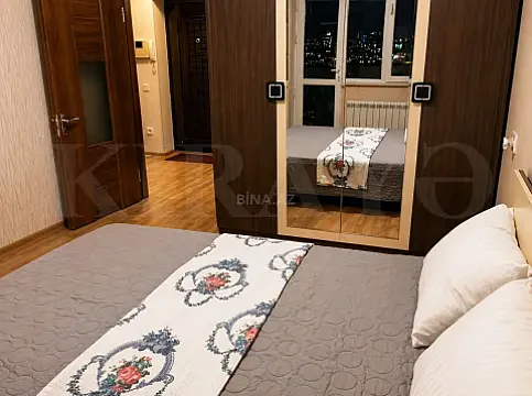 Kirayə verilir 2 otaqlı mənzil 60 m²
