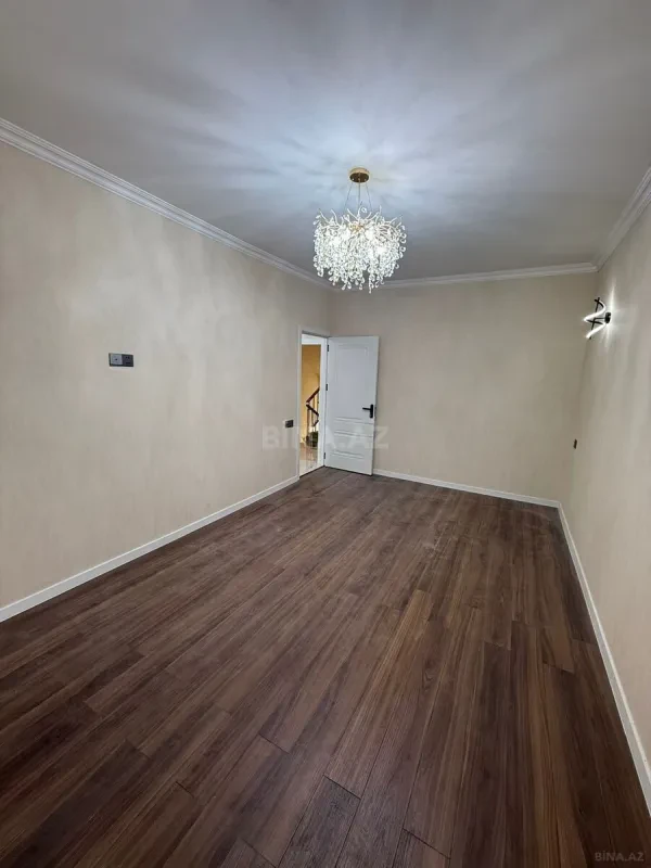 Satılır 3 otaqlı mənzil 40 m²