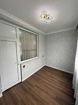 Satılır 3 otaqlı mənzil 40 m²
