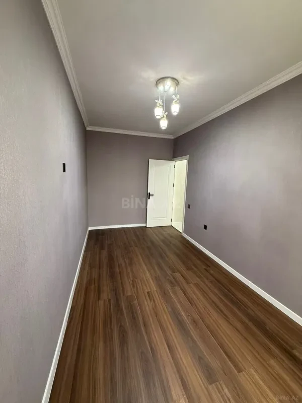 Satılır 3 otaqlı mənzil 40 m²