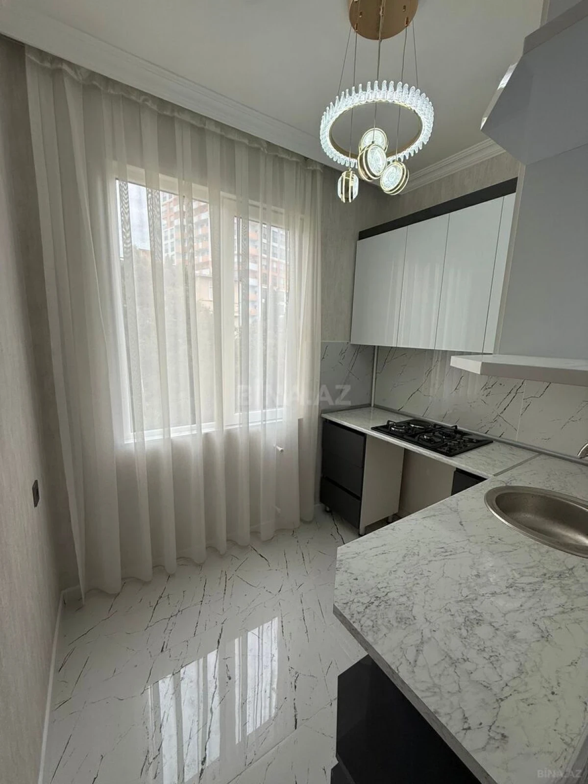 Satılır 3 otaqlı mənzil 40 m²