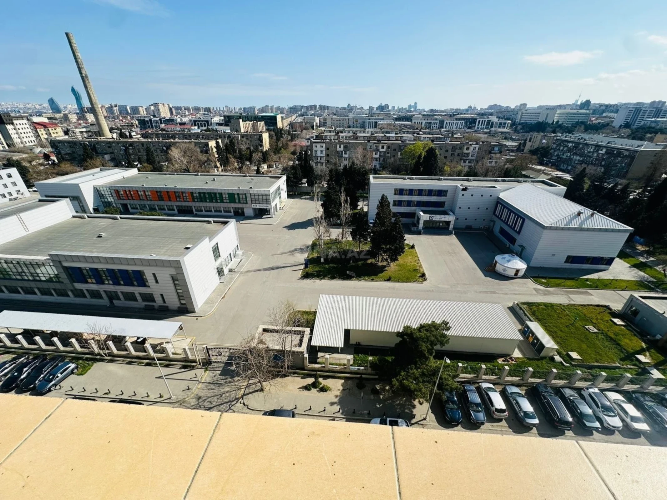 Satılır 3 otaqlı mənzil 120 m²