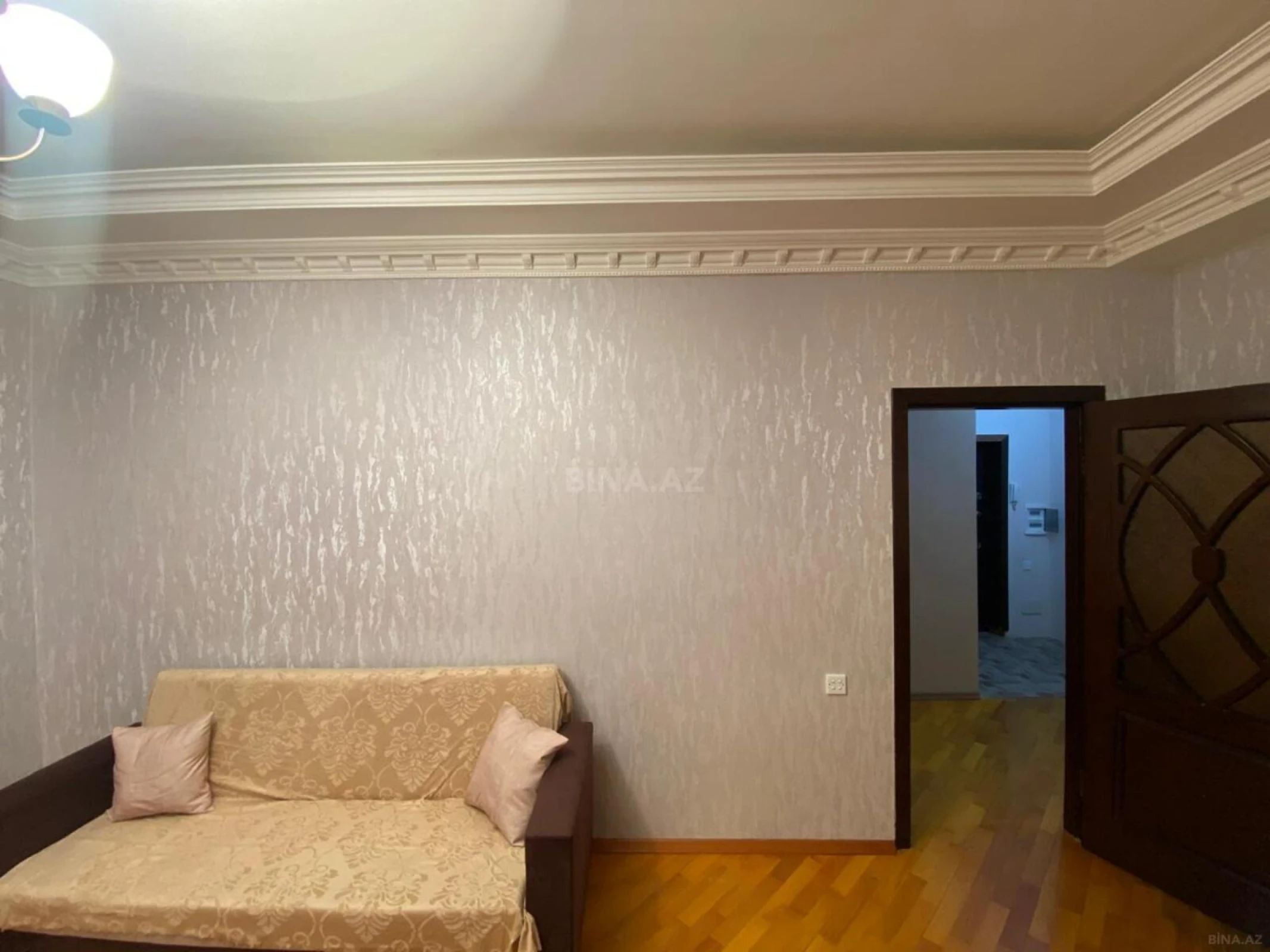 Kirayə verilir 2 otaqlı mənzil 50 m²