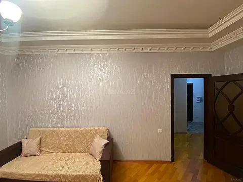 Kirayə verilir 2 otaqlı mənzil 50 m²