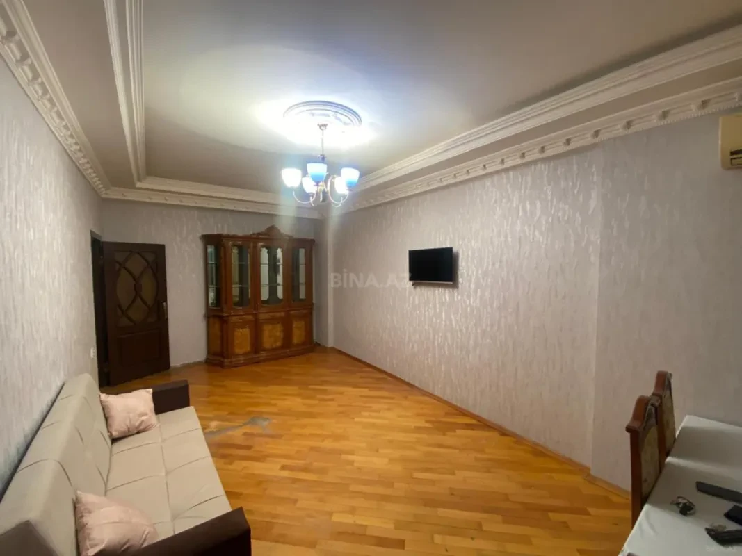 Kirayə verilir 2 otaqlı mənzil 50 m²