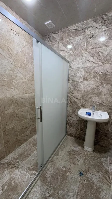Satılır 2 otaqlı mənzil 102 m²
