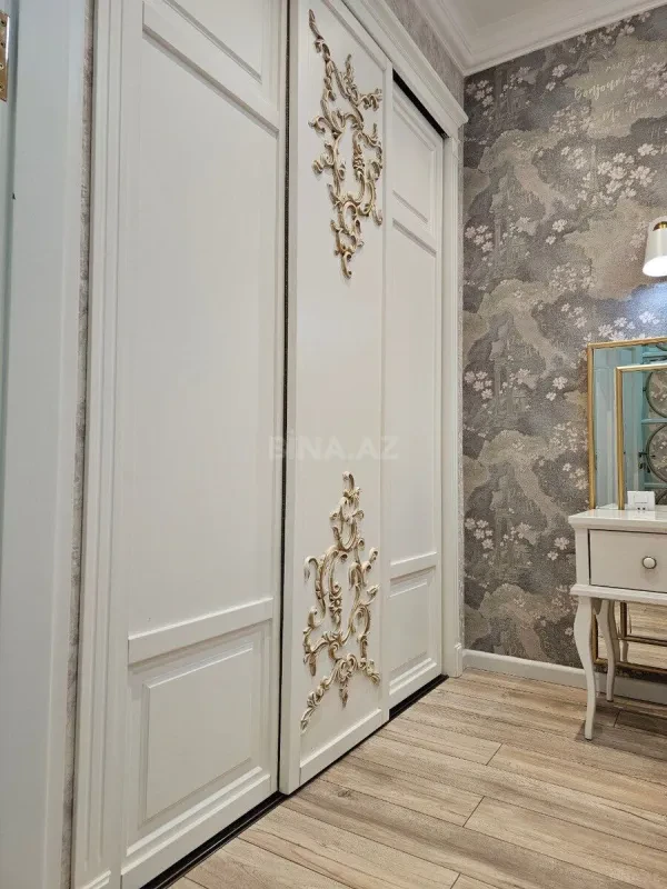 Kirayə verilir 2 otaqlı mənzil 60 m²