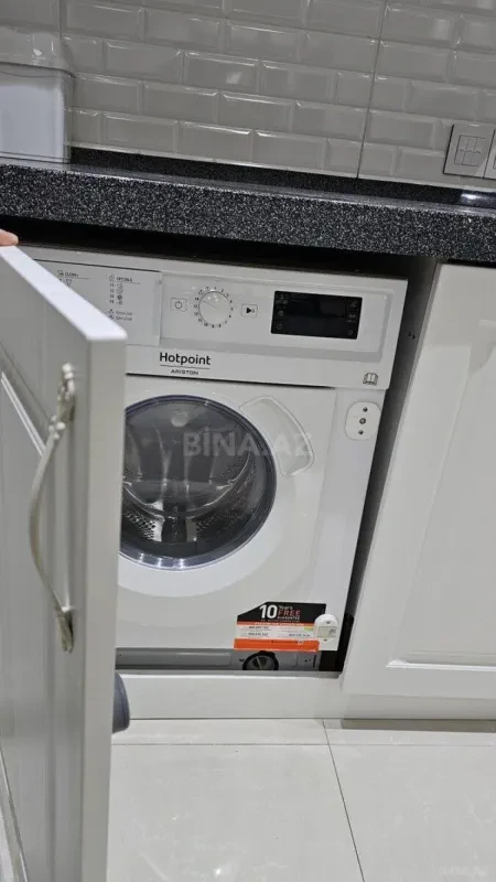 Kirayə verilir 2 otaqlı mənzil 60 m²