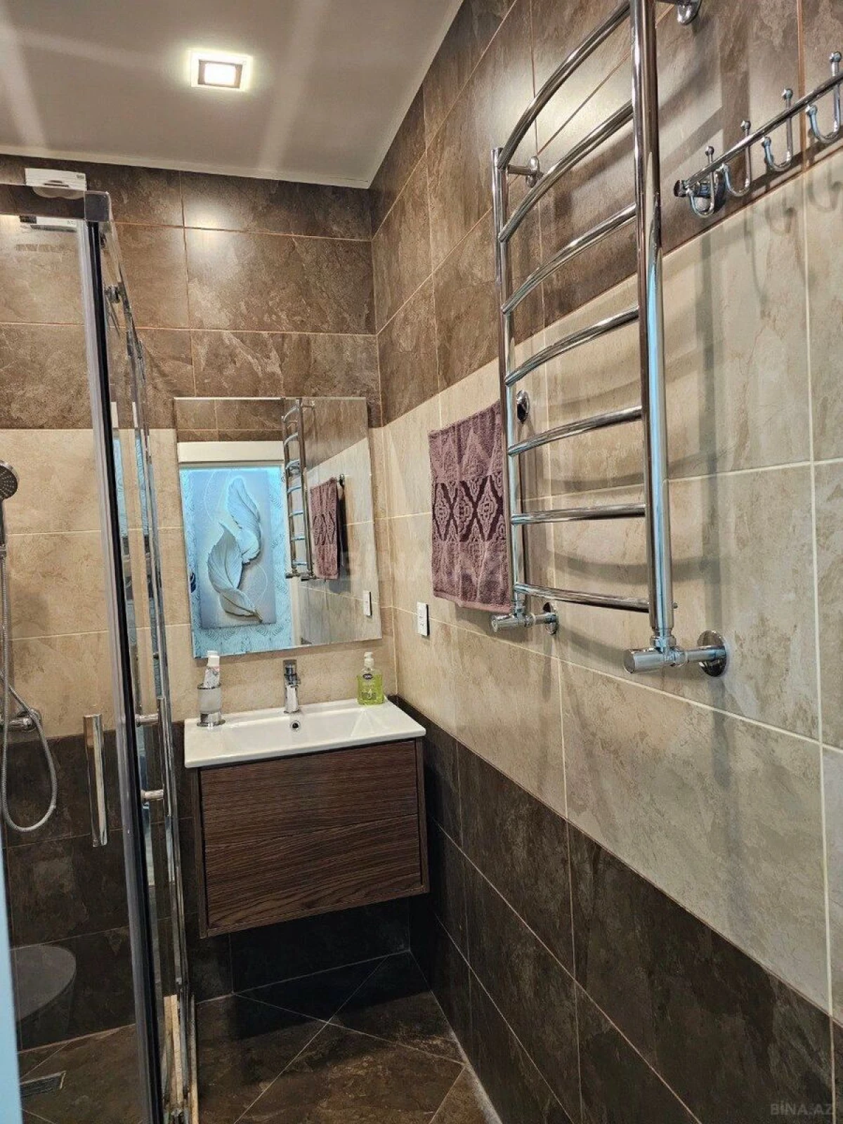 Kirayə verilir 2 otaqlı mənzil 60 m²
