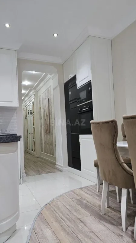 Kirayə verilir 2 otaqlı mənzil 60 m²
