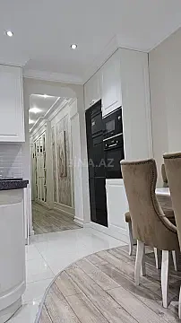 Kirayə verilir 2 otaqlı mənzil 60 m²