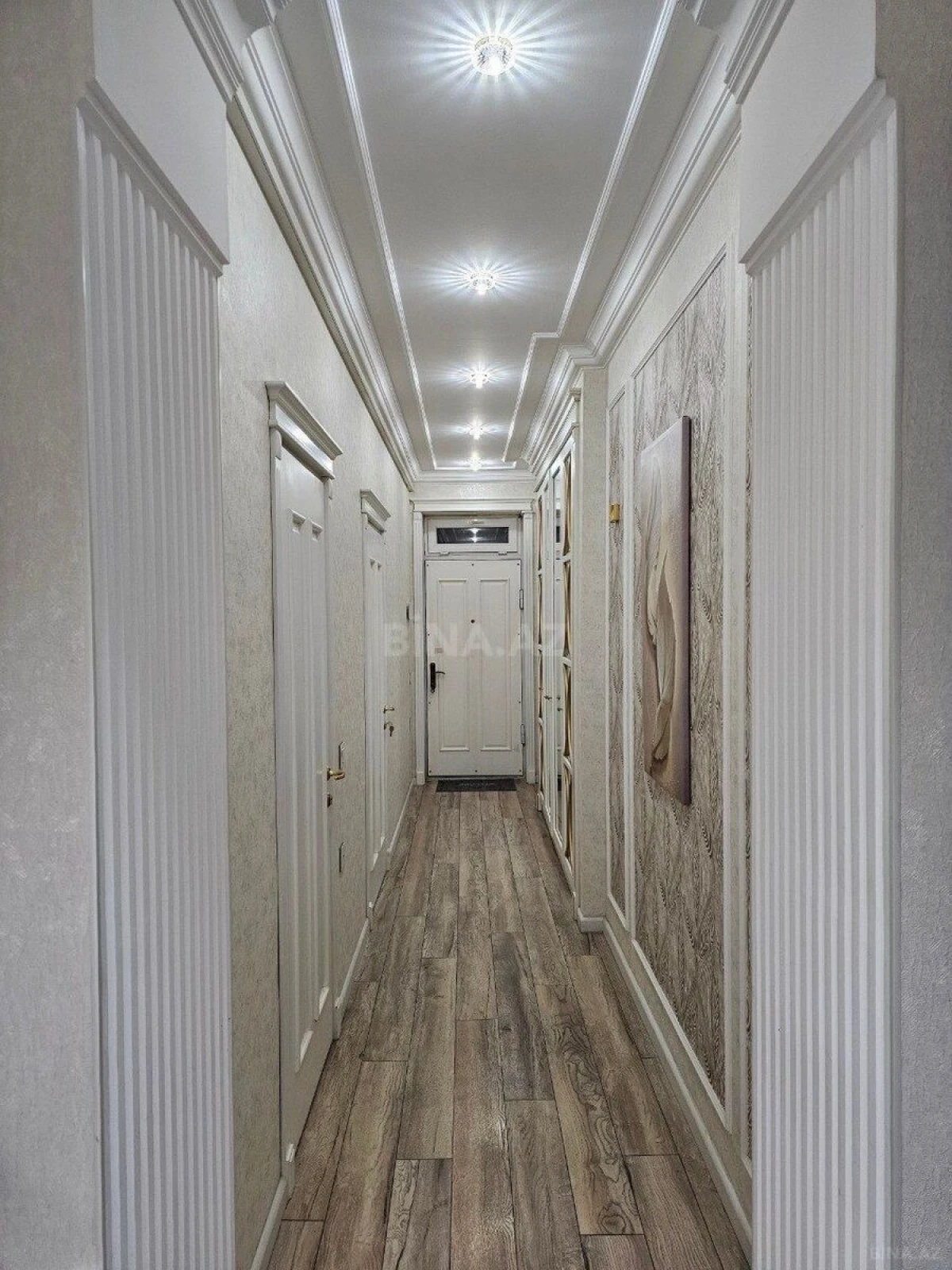 Kirayə verilir 2 otaqlı mənzil 60 m²