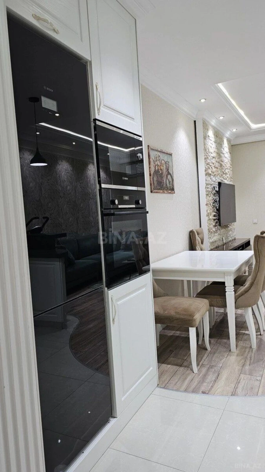Kirayə verilir 2 otaqlı mənzil 60 m²