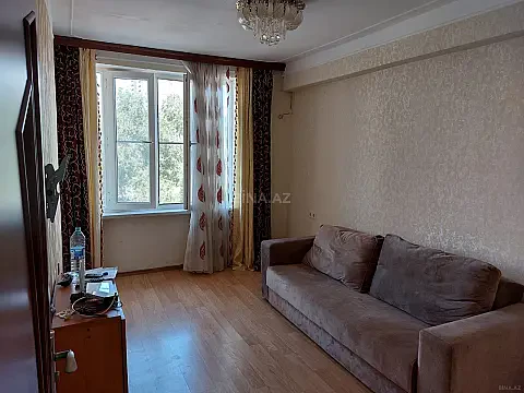 Kirayə verilir 2 otaqlı mənzil 50 m²