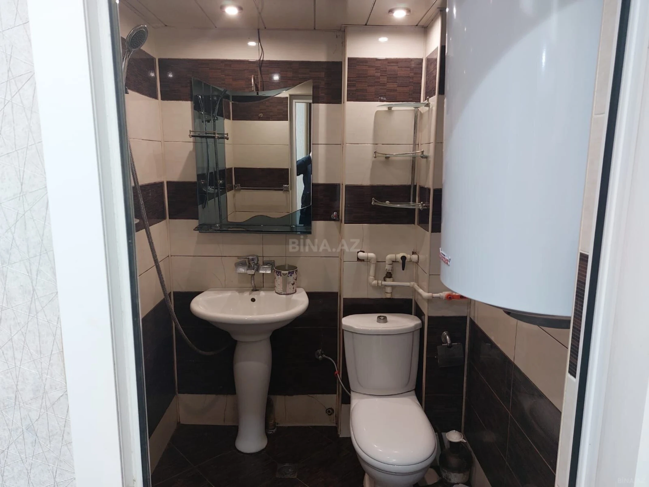 Kirayə verilir 2 otaqlı mənzil 50 m²