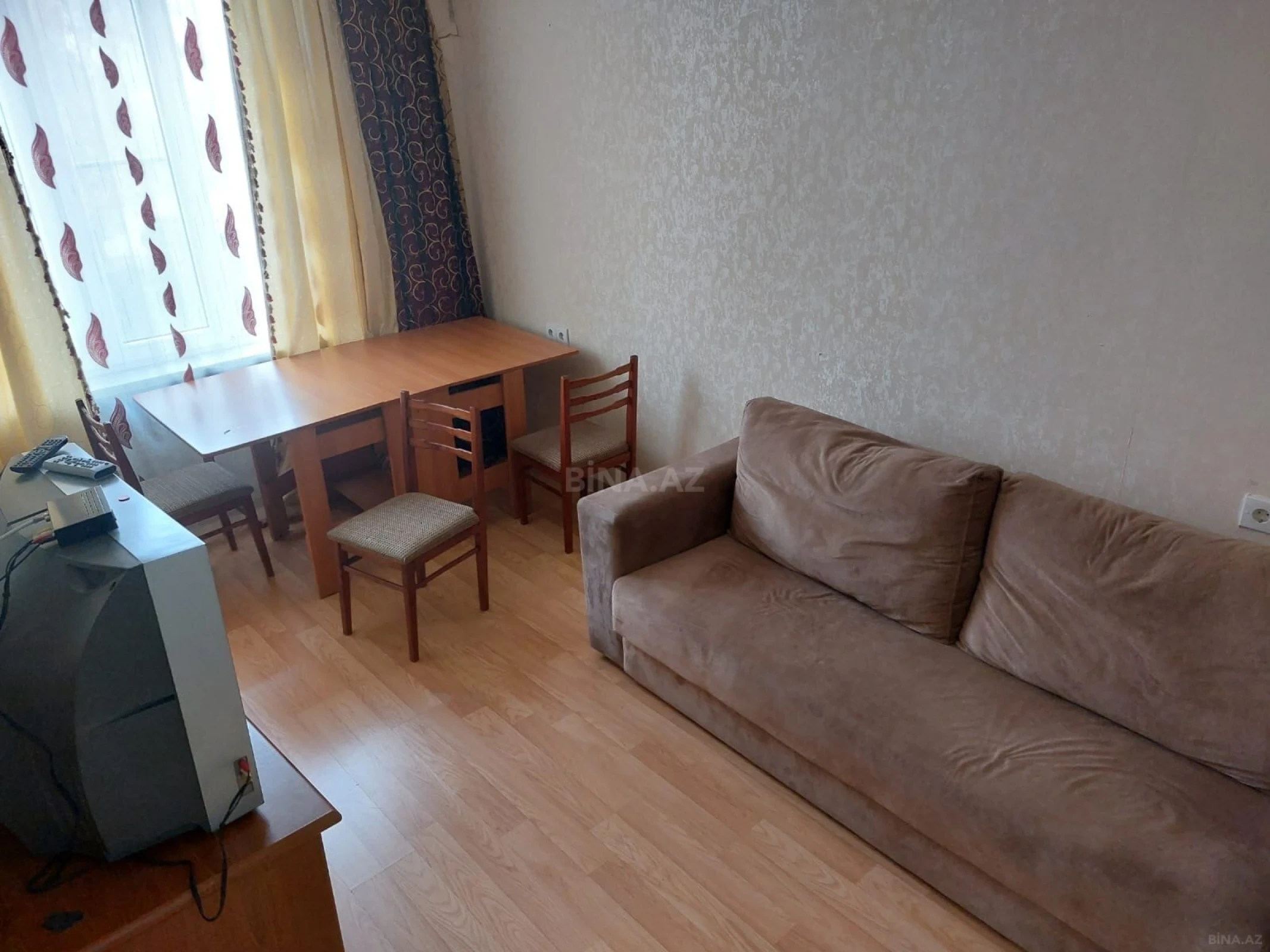 Kirayə verilir 2 otaqlı mənzil 50 m²