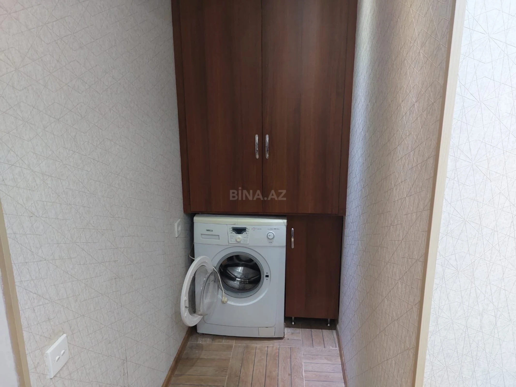 Kirayə verilir 2 otaqlı mənzil 50 m²