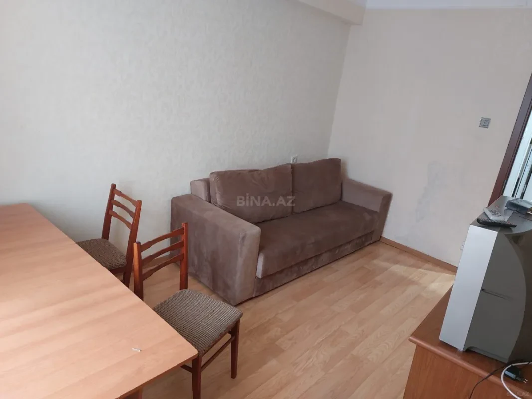 Kirayə verilir 2 otaqlı mənzil 50 m²