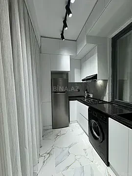 Kirayə verilir 2 otaqlı mənzil 81 m²