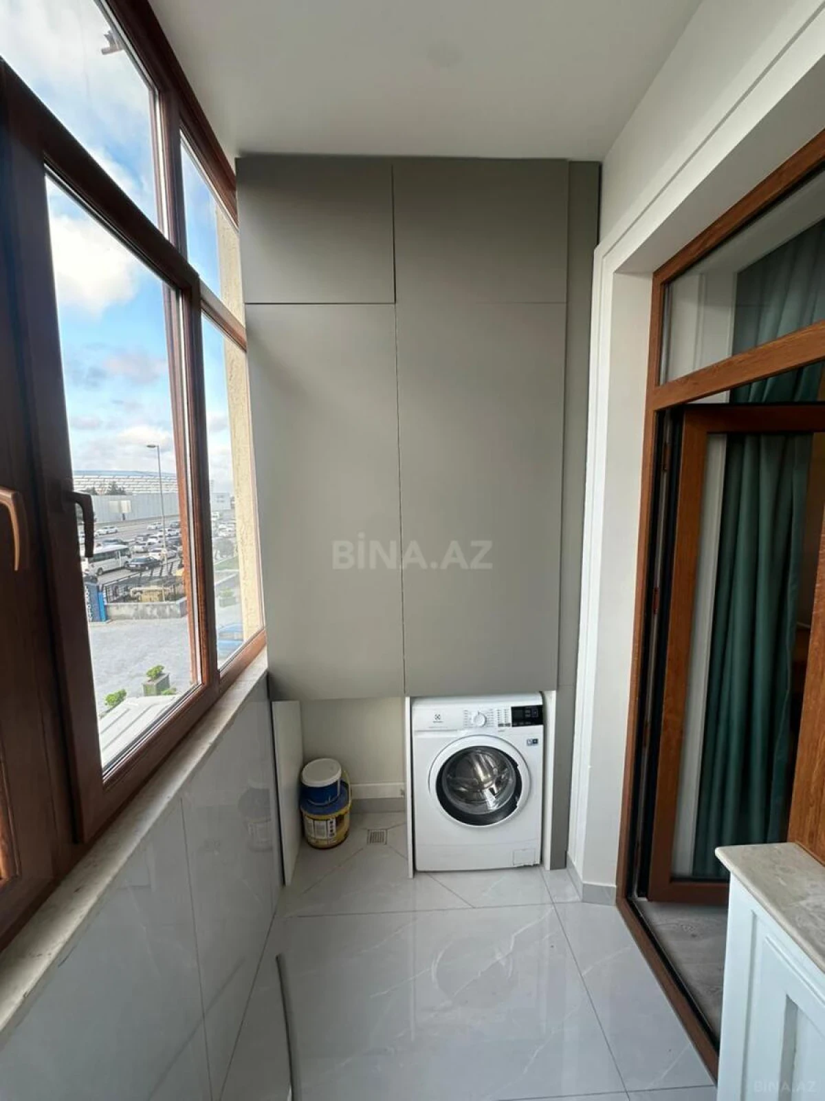 Kirayə verilir 2 otaqlı mənzil 70 m²