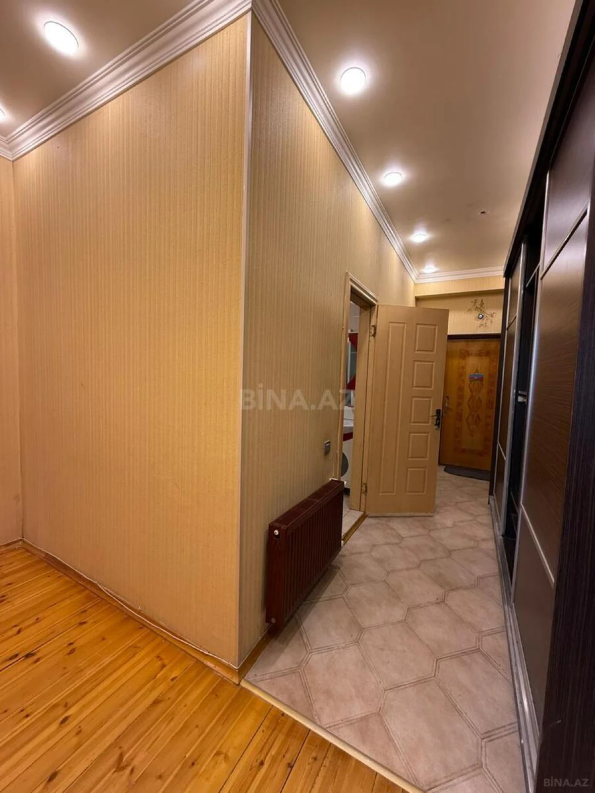 Satılır 2 otaqlı mənzil 80 m²