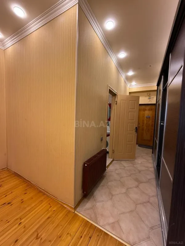 Satılır 2 otaqlı mənzil 80 m²