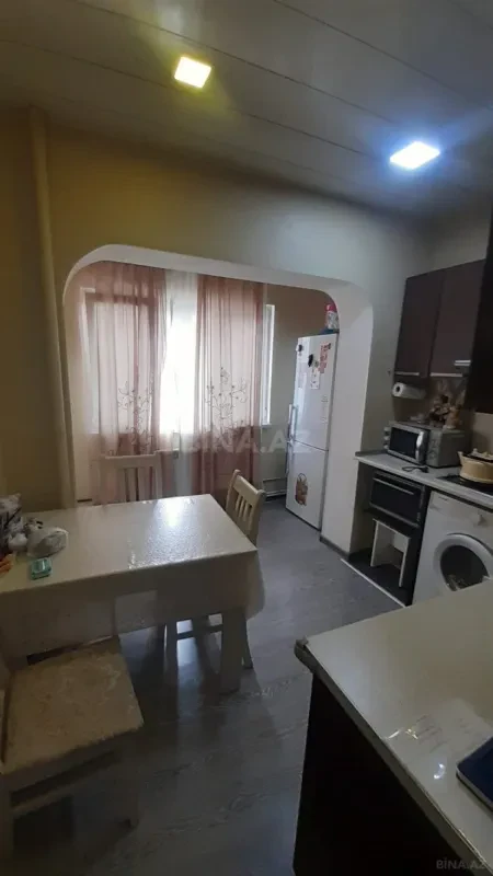 Satılır 2 otaqlı mənzil 60 m²
