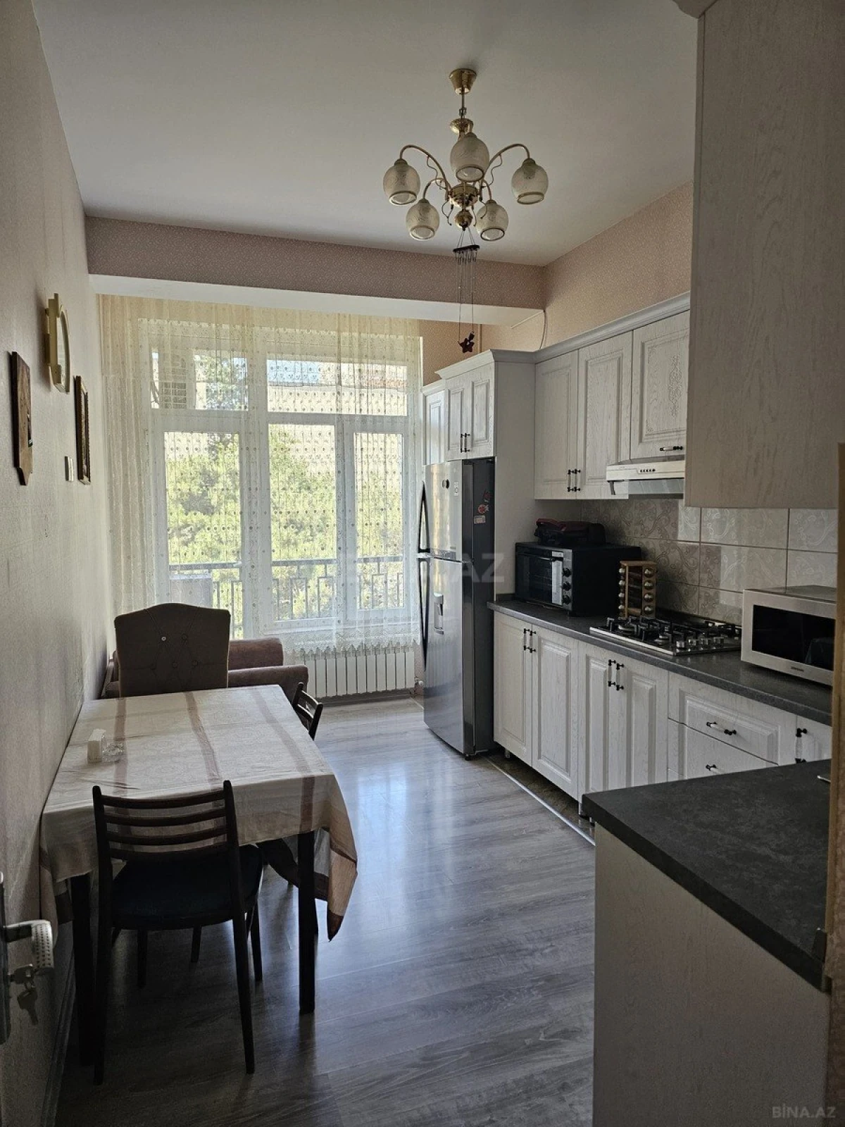 Satılır 3 otaqlı mənzil 97 m²