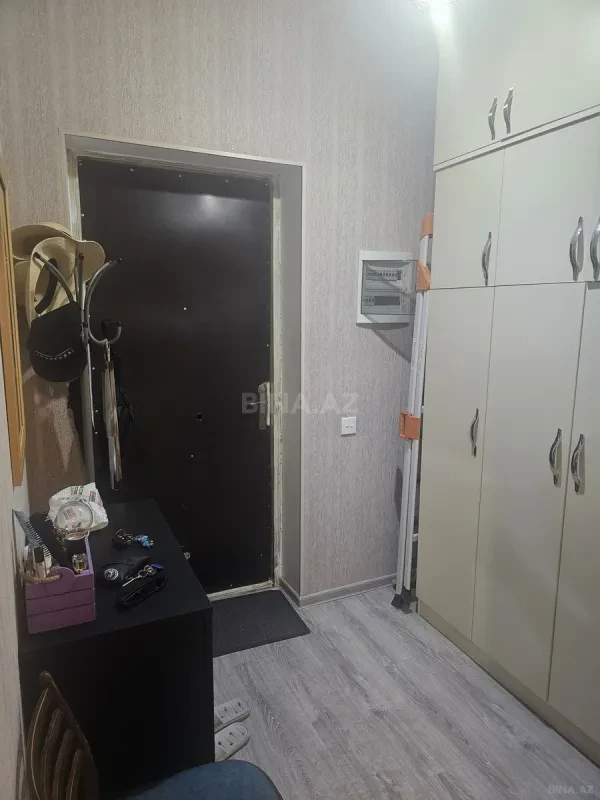 Satılır 3 otaqlı mənzil 97 m²